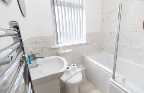 Contractor Base Newport 3 Bed Van Parking Sleeps 5 - Foto 11