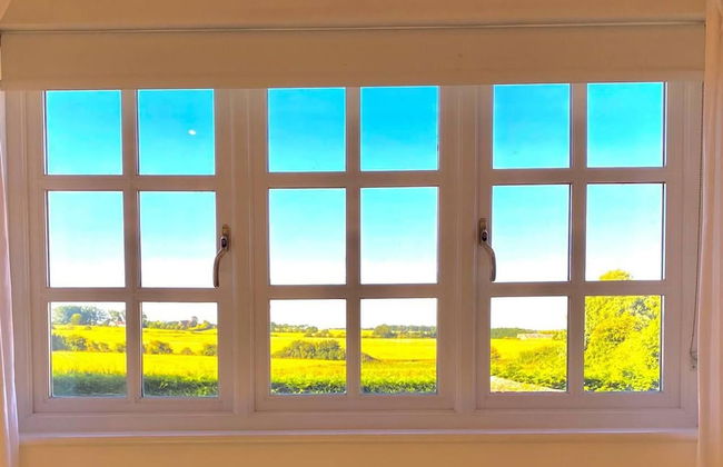 Idyllic Country Retreat With Wow Views & Lush Pool - Foto 57