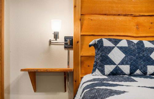 Cozy Timbers - Charming Condo for 6 with Resort-style Amenities - Foto 23