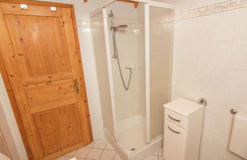 Alluring Holiday Home in Ubersee With Whirlpool - Foto 37