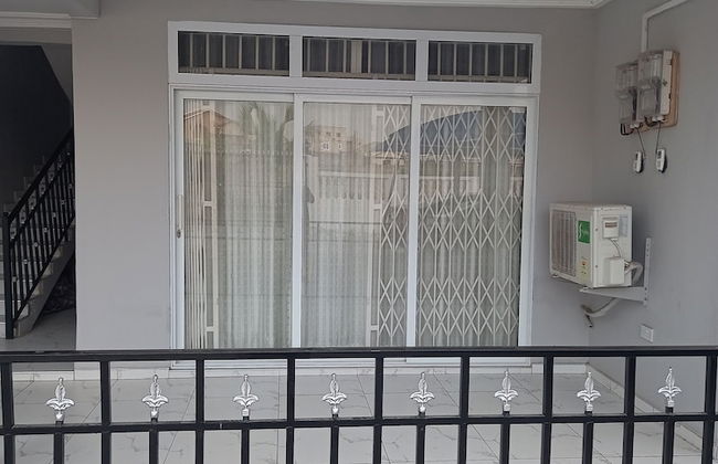 Remarkable 2-bed Apartment in Afienya, Ghana - Photo 21