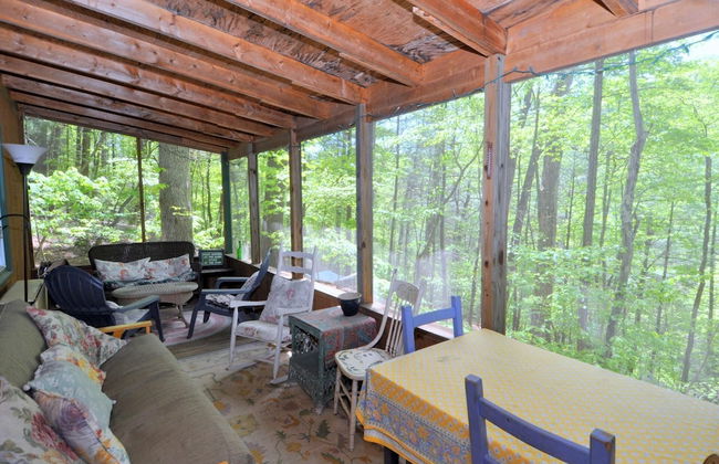 Cabin at Sleepy Creek - Charming Cabin - Foto 12