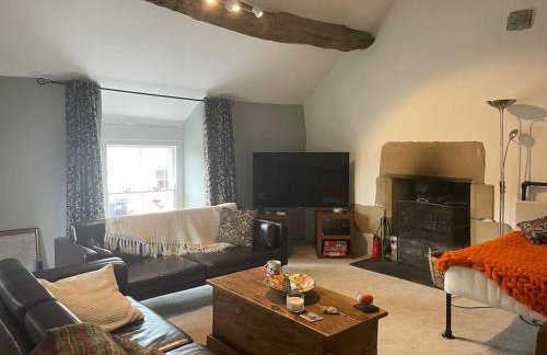 Beautiful listed 3 bedroom cottage with wood burner - Foto 20