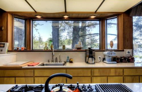 Breathtaking Beach House with Fireplace and Gorgeous Sights in Otis, Oregon - Foto 5