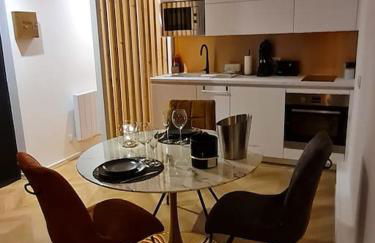 Spa-Sauna-Ciel de pluie tropicale-Champagne Nuit Romantique - Escapade Mâconnaise - Foto 36