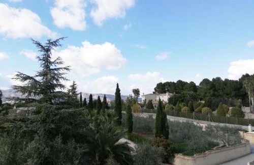 Ático con vistas a la ciudad - Foto 35