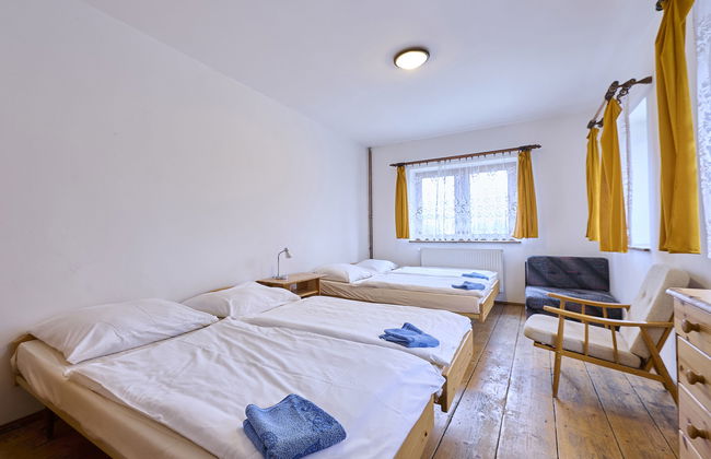 Garden & Pets Escape - Photo 18