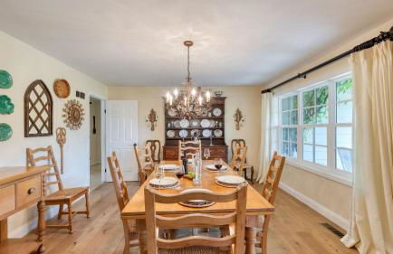 Glen Ellen Escape by AvantStay 5BR Retreat w Pool Hot Tub Hammocks Vineyard Views - Foto 16