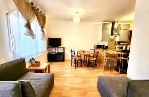 Exceptional 2-Floor Central London Escape - Sleeps Up to 10 with Skyline Terrace - Foto 28