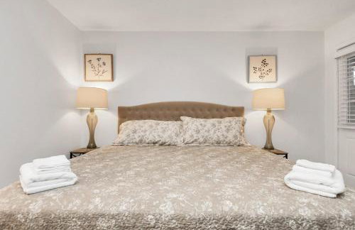 Stylish Katy Retreat 4BR Sleeps 10 Outdoor Escapre - Foto 11