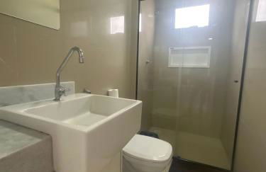 03 quartos (ar condicionado e ventilador), até 10 pessoas, garagem, atrás do hospital da Unimed apt 202 - Foto 31