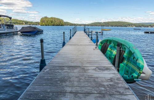 Beautiful Home 30 Feet from the Sand at Spofford Lake! - Foto 57