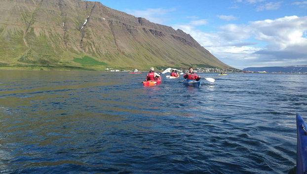 Solcando le acque di Ísafjörður