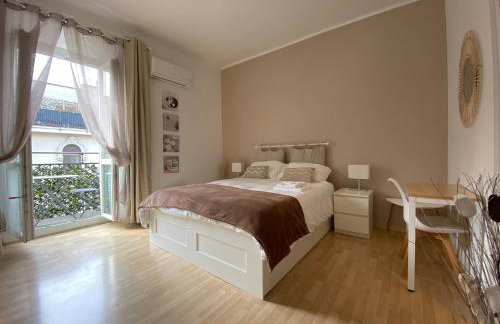 Chic Design Flat Milan - City Center & Balcony - Foto 1