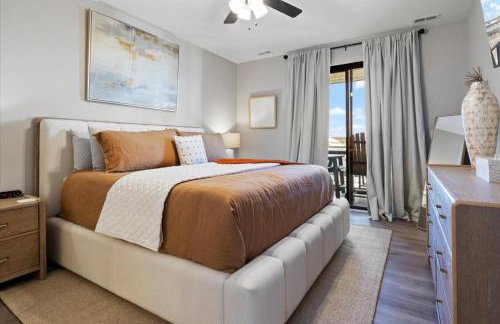 Upscale Lakeside Condo with Extraordinary Amenities at Topsider in Osage Beach 19mm - Photo 28