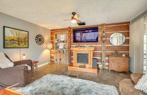 Country Escape Log Cabin Near Kentucky Lake! - Foto 9