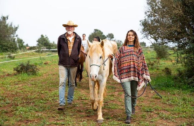 Santuario de Caballos: Un paseo por la naturaleza con Caballos Rescatados a tu lado - Foto 15