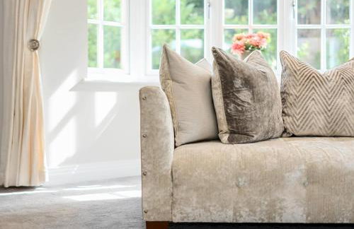 Large Comfortable & Private Home in Fetcham - Pass the Keys - Foto 7