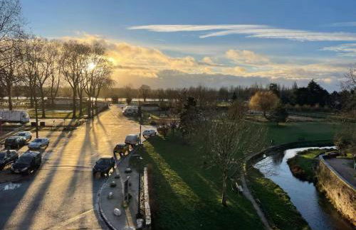 Superbe 2 pièces refait à neuf idéalement situé - Photo 15