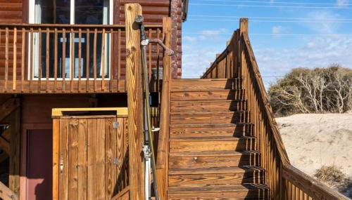Boomerang- Oceanfront Log Cabin in North Topsail - Foto 2