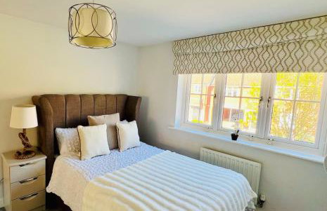 4 Bedroom home with study space - Foto 8