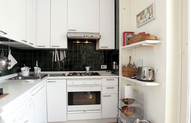 Campo De' Fiori Apartments - Photo 68