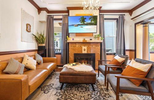 6BR 3BR Retro Modern Home Hard Rock & Boardwalk - Foto 1