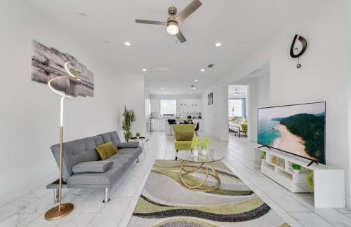 City View 2BR I Parking I King Bed I Workspace - Foto 1