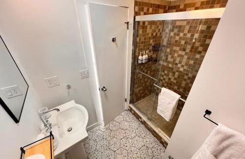 Luxury Woodstock Retreat Hot tub heated pool - Foto 7