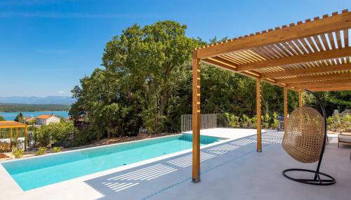 Villa 4 with Heated Pool Soline, Krk, 280 m from beach, by 4Villas - Photo 5