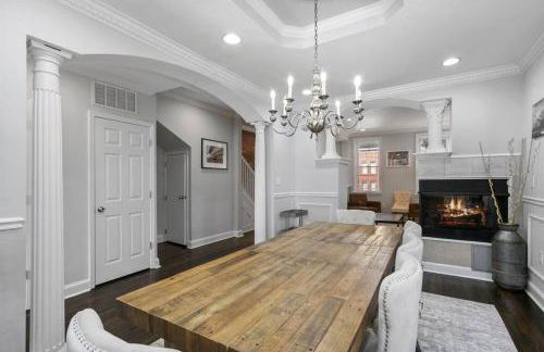 Capitol Hill Stay Like No Other - Photo 8