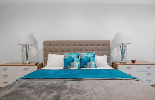 Guadalupe Bluff Modern House - Foto 65