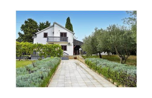 Stunning Home In Smokovic - Photo 12