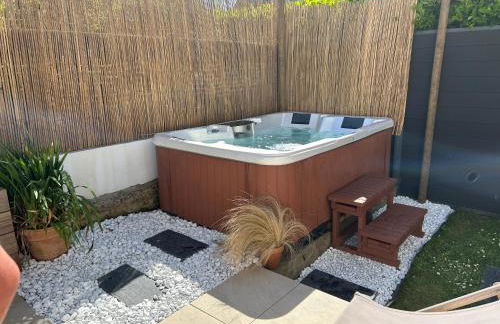 Maison neuve & lumineuse avec jacuzzi privatif - Foto 33