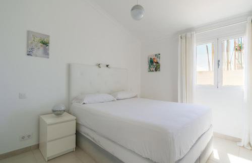 FaroQuilla Suites Pasito Blanco - Photo 31