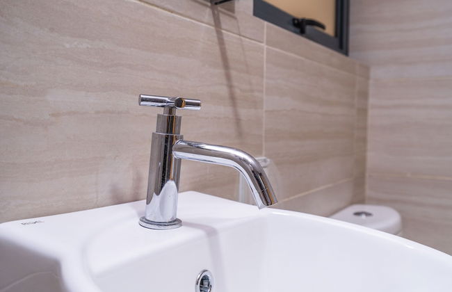 OYO Home 89599 Beautiful 2br 3 Towers - Foto 20