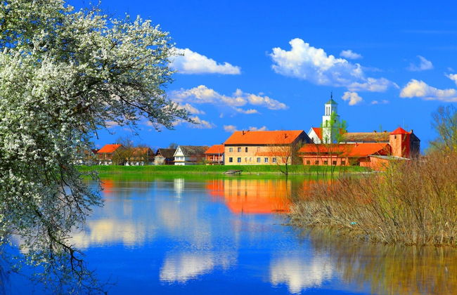 Riverside House With Hot Tub - Photo 38