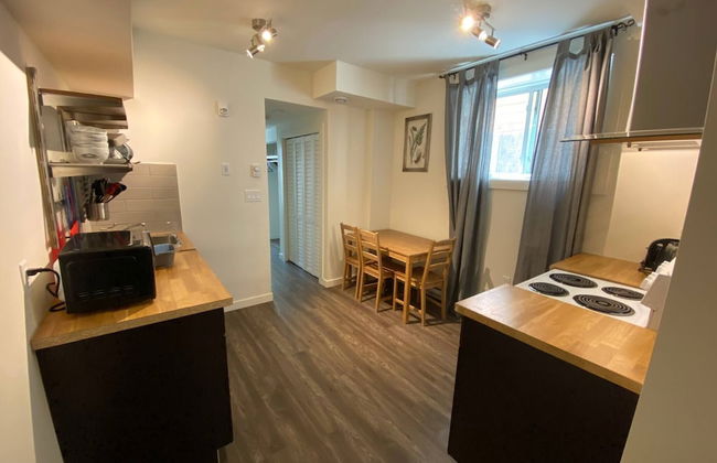 Dt 1bed 1bath Cozy Suite 8 Min Walk To Arena - Photo 9