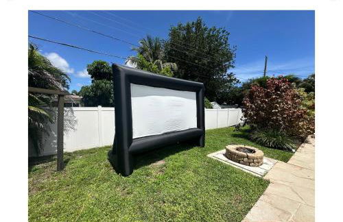 Sleeps 12 Private Pool & Gameroom near Casino, Beaches & Hard Rock Stadium - Foto 39