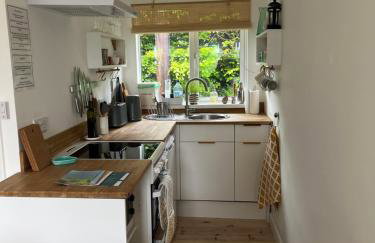 Skylark, Moor and Sea Holidays, beautiful views over Exmoor - Foto 8