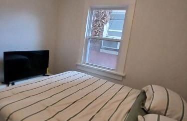 Monthly Stays - 2BR Apt in Bloomfield - 8 Min Walk from NJ Transit - Foto 12