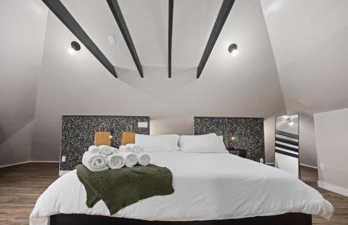 Charming 3BD Home for Long Stays - Foto 21