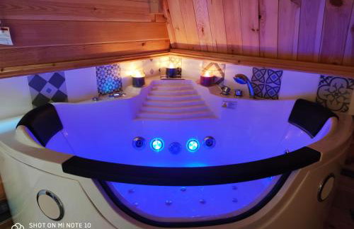 Tipi en bois tout équipé avec balnéo - Foto 4