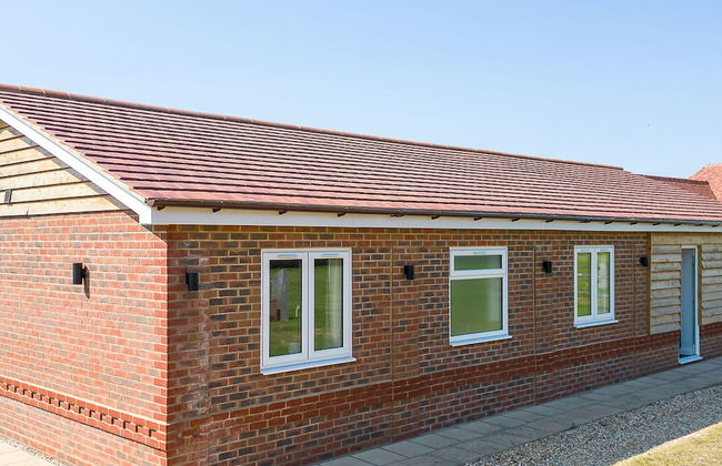 Countryside Bungalow for 4 Close to Beaches - Foto 1