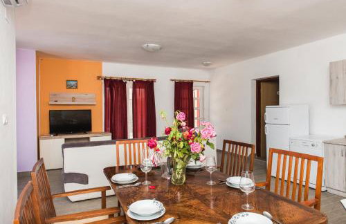 Family friendly house with a swimming pool Cista Velika, Vodice - 20234 - Photo 17