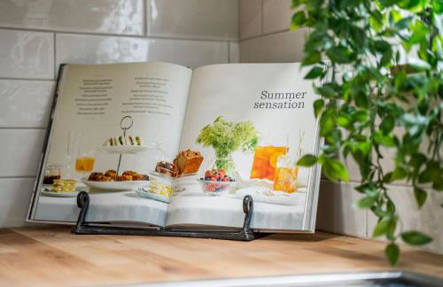 Next to Expo, 5 beds, Hot-tub, corn hole, pets! - Foto 17