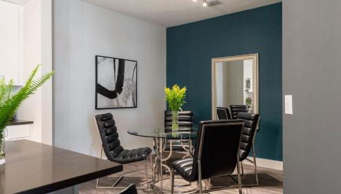 Spacious Resort style 2Bedroom 2Bath Oasis Pool Gym Desert Ridge - Foto 4