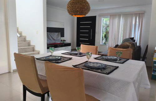 Tantão Beach House com Piscina e Churrasqueira - Foto 29