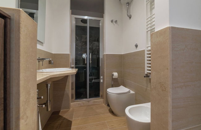 JOIVY Exclusive 2-Bedroom Villa with Private Garden - 5 minutes from the Colosseum - Photo 97