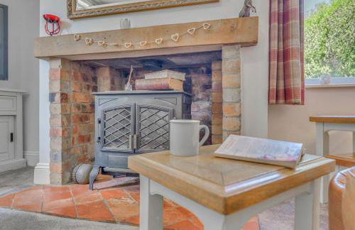 Luxury Isla Cottages Bourne, Dog Friendly with Garden, Parking, Countryside Views, Family Holidays & Easy Access to Town - Foto 44